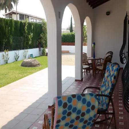 Independiente Cerca De La Playa. Wifi Gratis Villa Denia